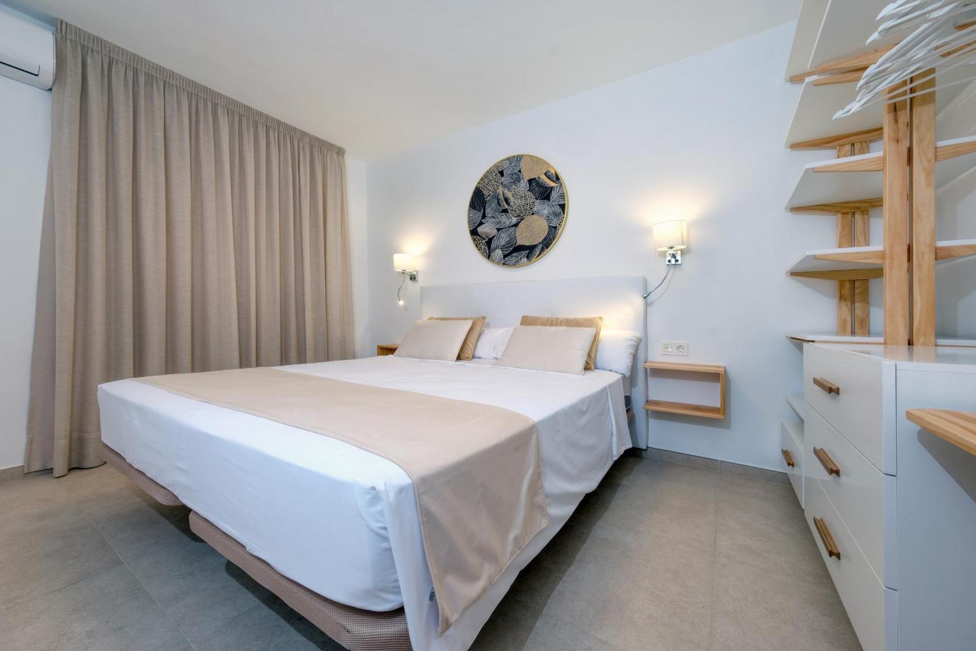 Holiday home Essence Del Carmen